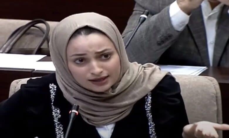 من "مظلوم عبدي" الى "محمد خليل حسين" جدل بسبب منح الجواز العراقي  لقائد "قسد " السوري ؟